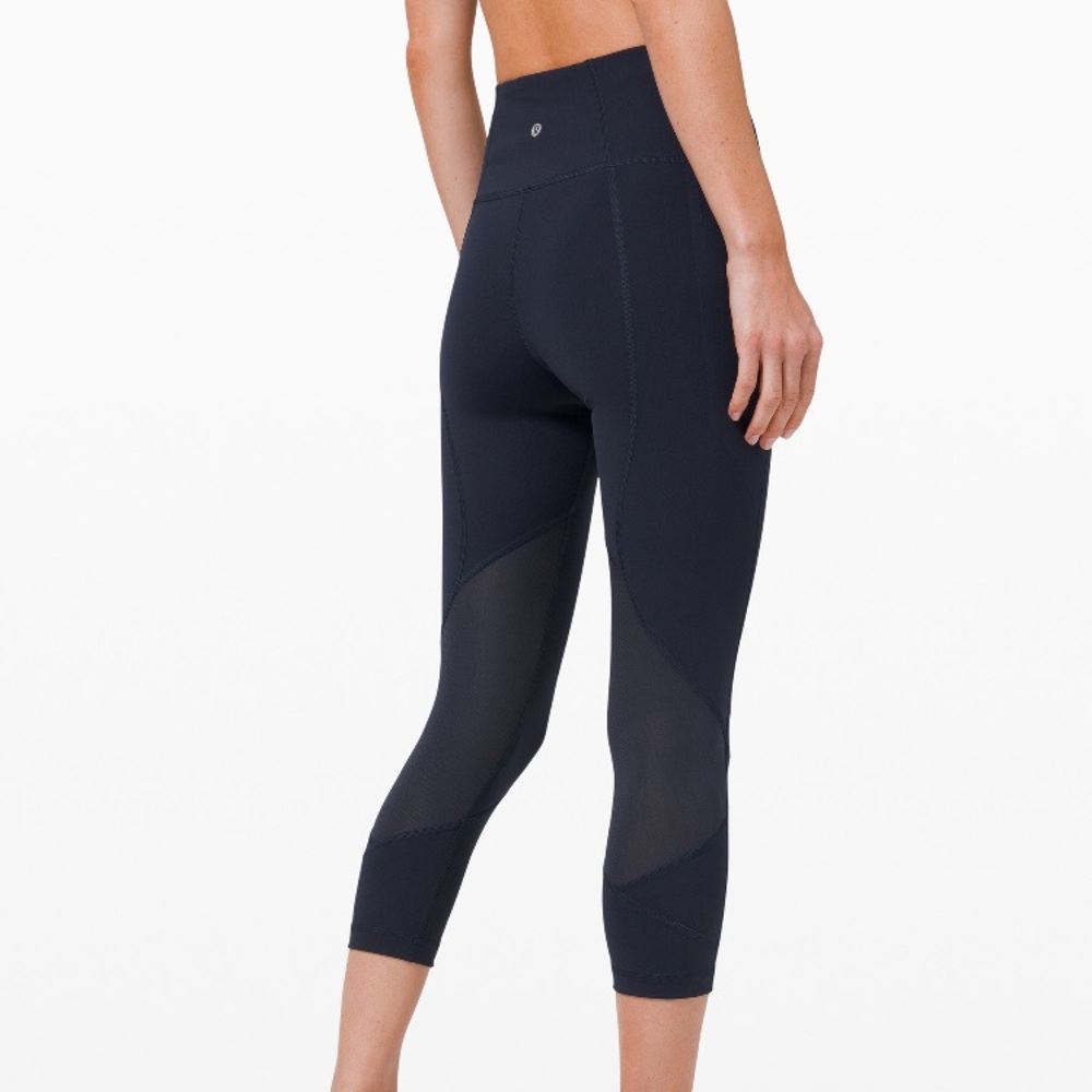 Pace Rival Mid Rise Crop